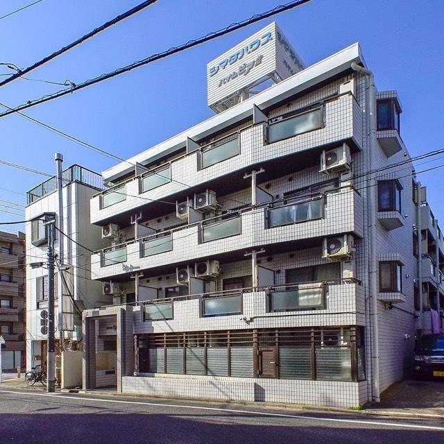 4階建ての4階に位置しています。