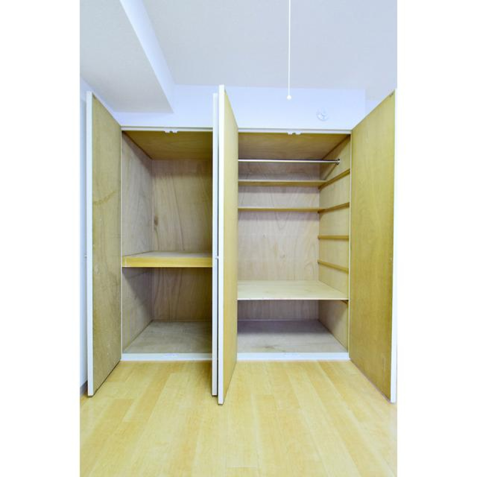 クローゼットの中の様子です。