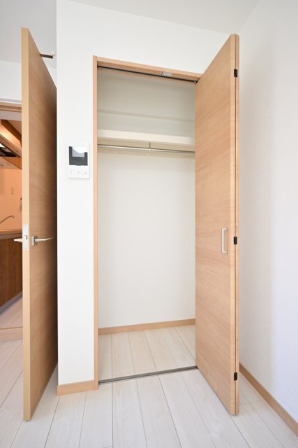 セクション分けされている収納です。