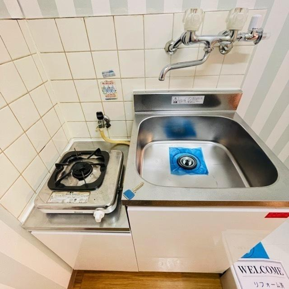 1口のガスコンロが設置されています。