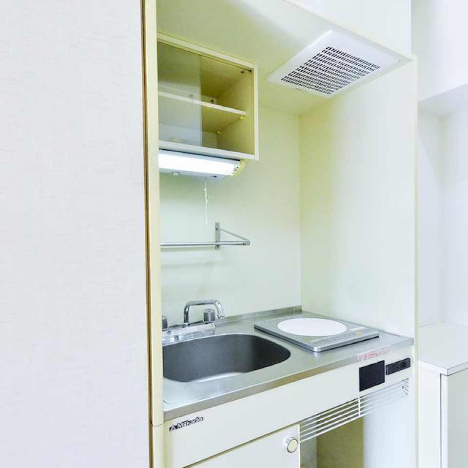 １口のIHガスコンロが設置されたキッチンです。