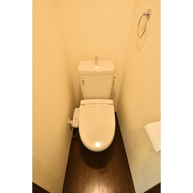 トイレは温水洗浄便座です