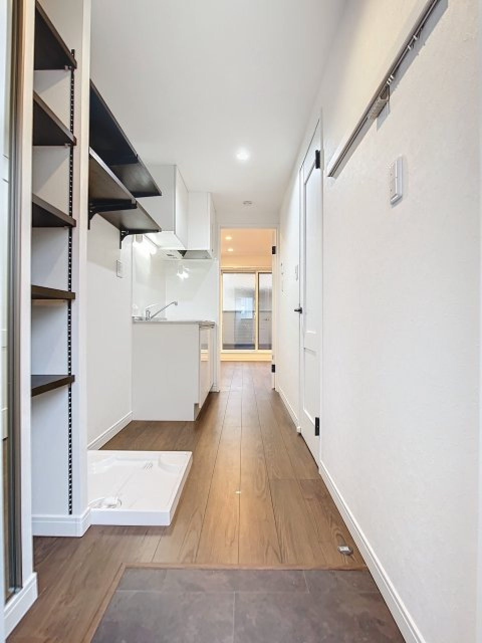 玄関からの様子です。