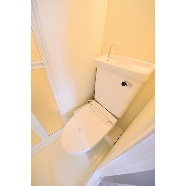 清潔感のあるトイレです。