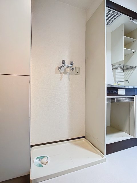 室内洗濯機置き場。