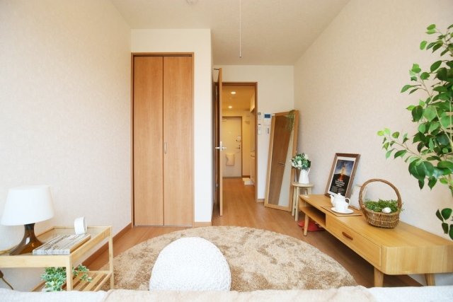 今日も疲れた～。と、帰って来た時に落ち着く場所か想像してみて下さい。

※家具・小物はイメージです