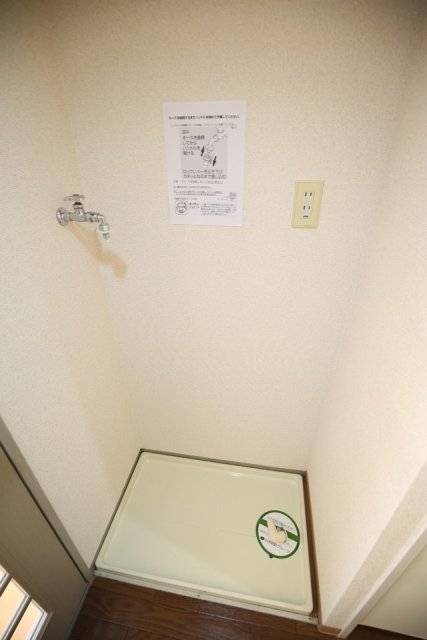 室内洗濯機置場です。