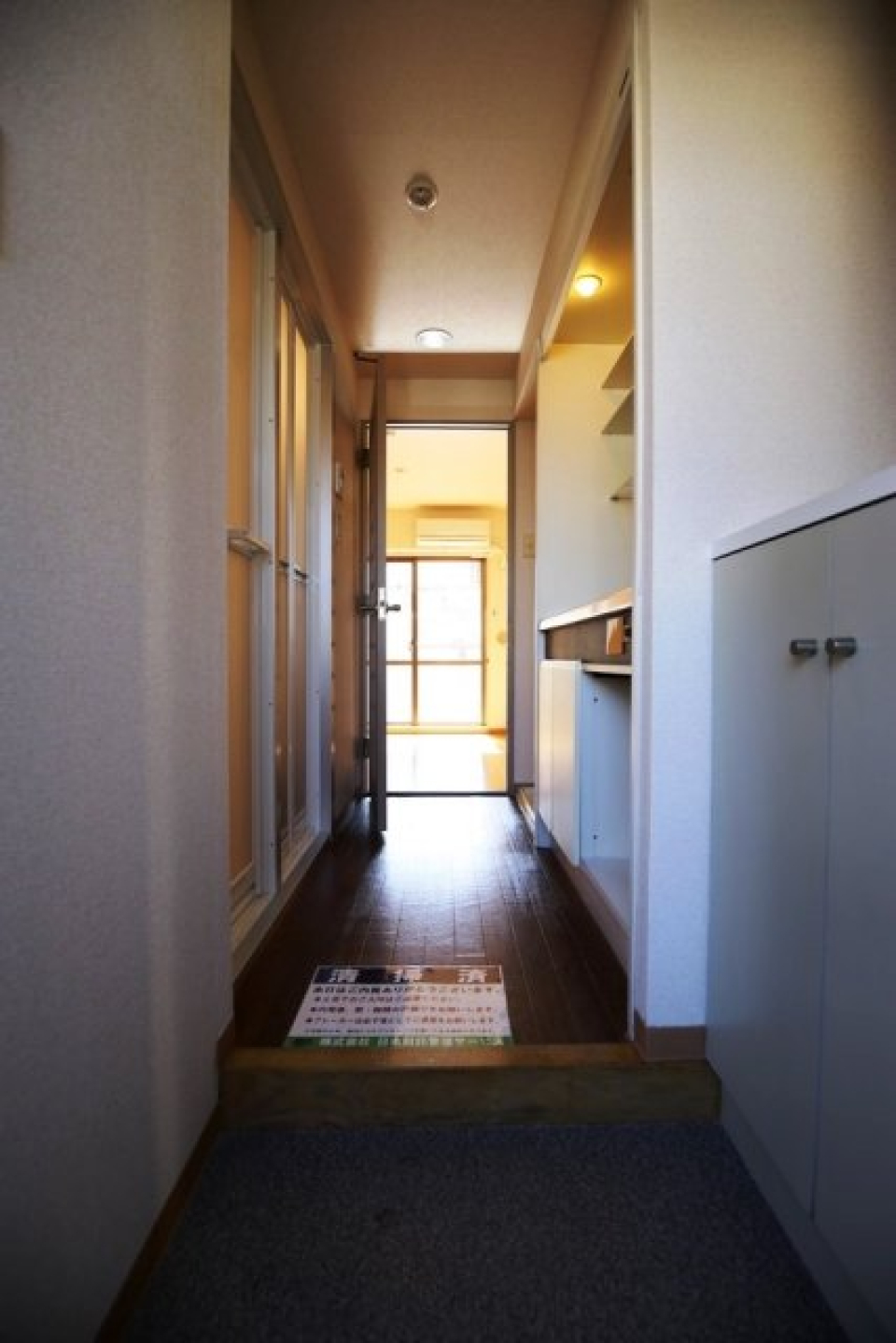 玄関の様子です。