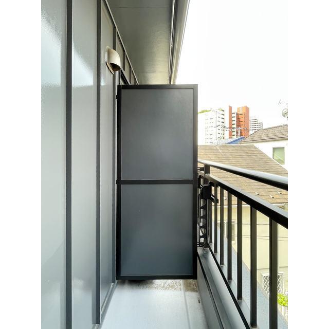 バルコニーの様子です。