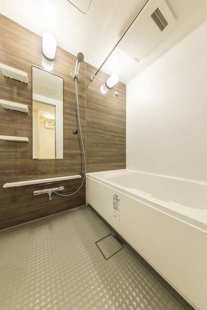 明るい雰囲気の浴室です。
※写真は同タイプ住戸です。