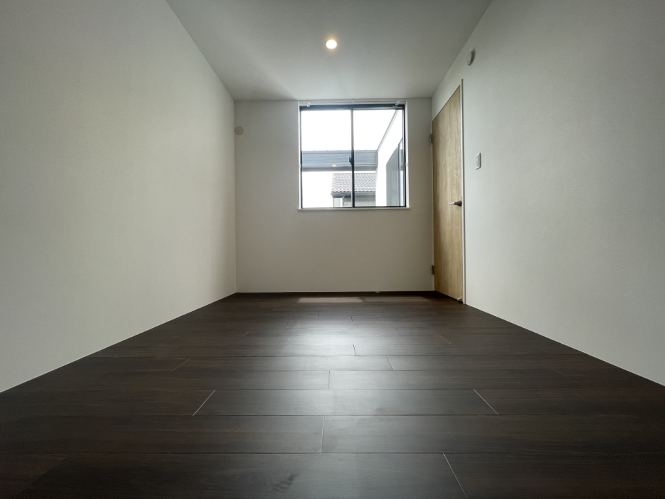 4.7帖とコンパクトな洋室