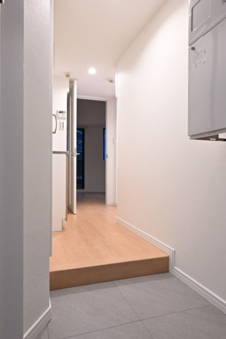 玄関からの様子です。