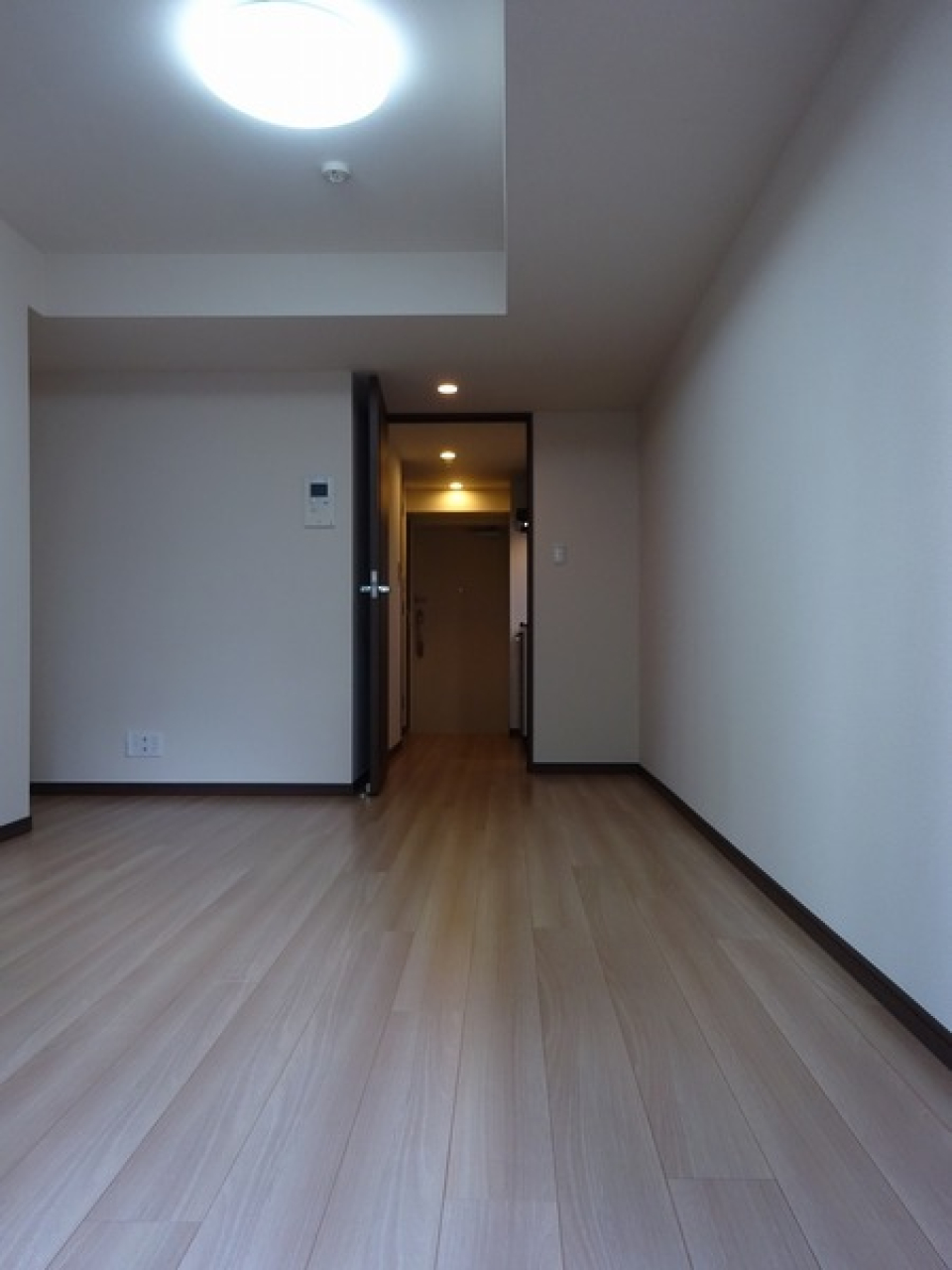 8.6畳の洋室になります。