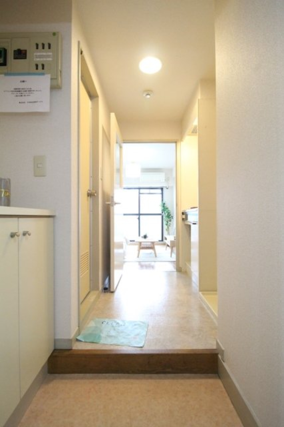 玄関から直行で部屋へGO！！※家具･小物はイメージです※