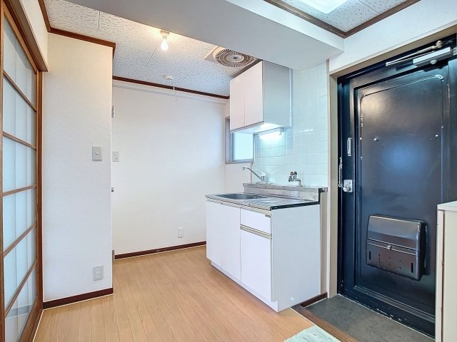 どこか懐かしさを感じ、ほっとできるお部屋です。