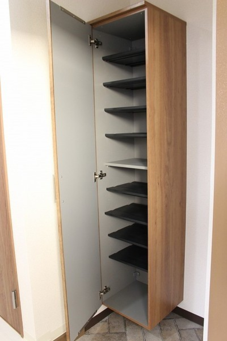 シューズボックスの中の様子です。