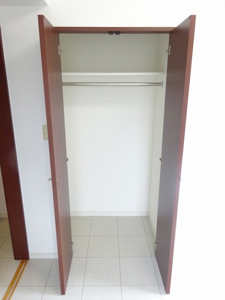 クローゼットの中の様子です。