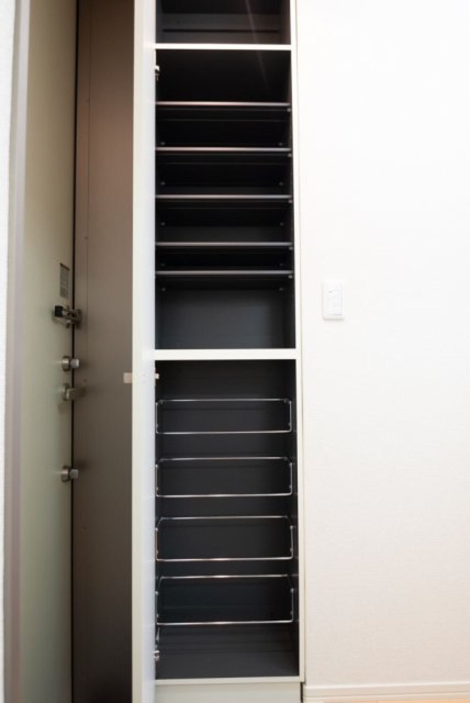 １人分の靴は楽々片付けられそうです。