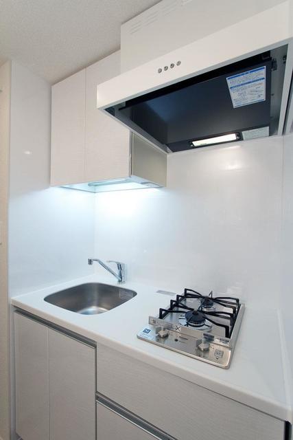 ２口のガスコンロが設置されています。※写真は同タイプ住戸です。