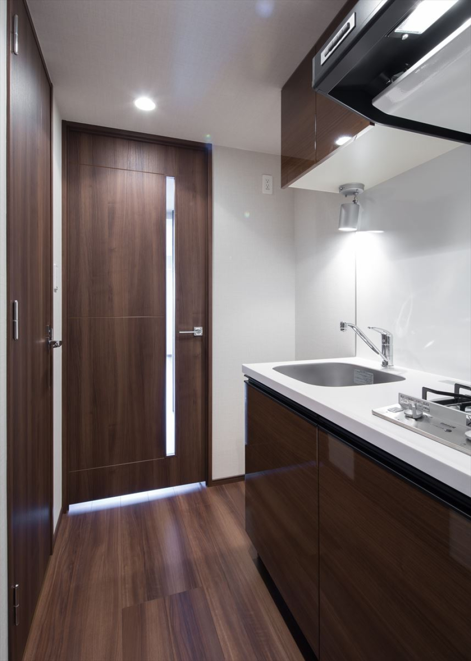 ２口のガスコンロが設置されたキッチンです。