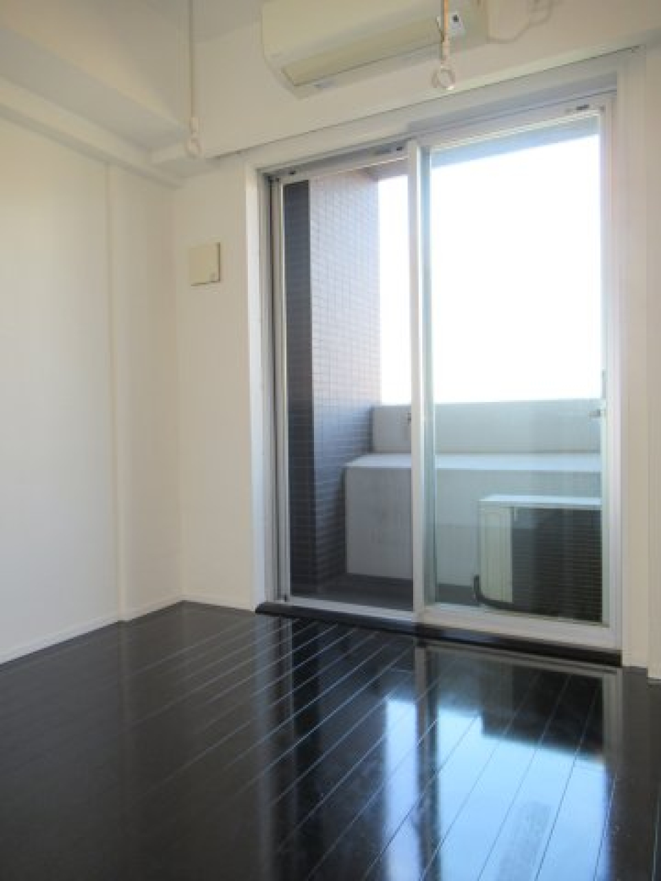 室内物干もある浴室です。