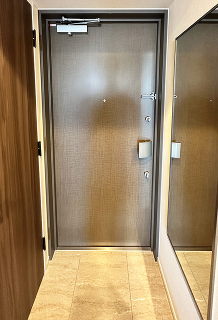玄関の様子です。
※写真は同タイプ住戸です。