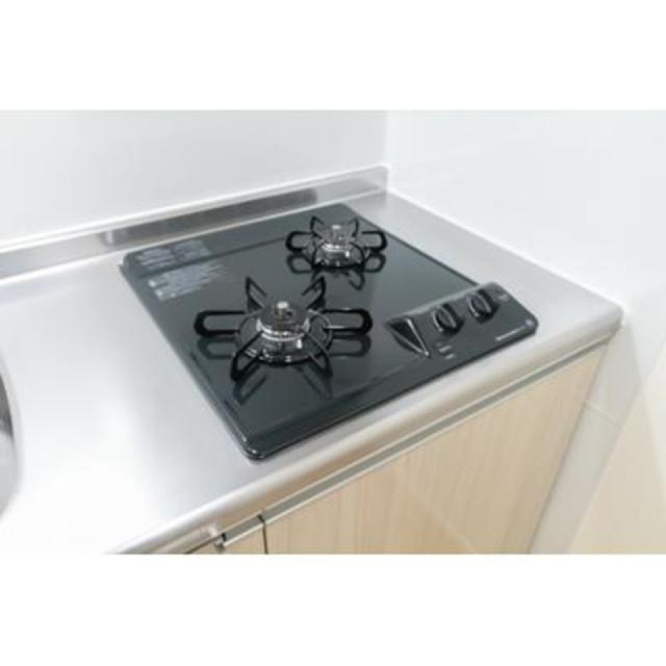 2口のガスコンロ付きです。
※写真は同タイプ住戸です。