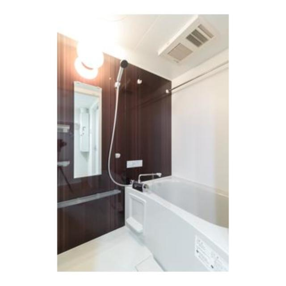 浴室です。シンプルな造りです。
※写真は同タイプ住戸です。