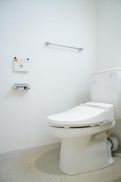 ここのタオル掛けは何のためだろう&hellip;。何かいい使い方ありませんか？エアプランツでも吊るそうかな。