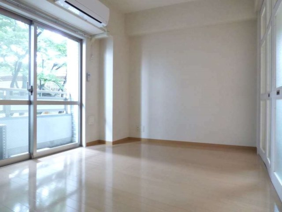 朝起きたらバルコニーに出て美味しい空気を吸いたいですね。