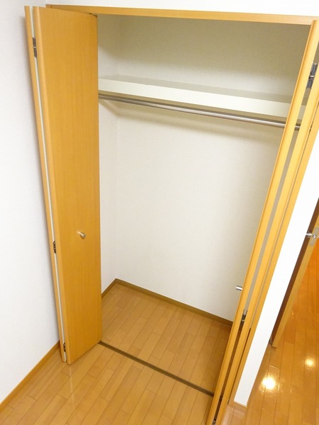 クローゼットの中の様子です。