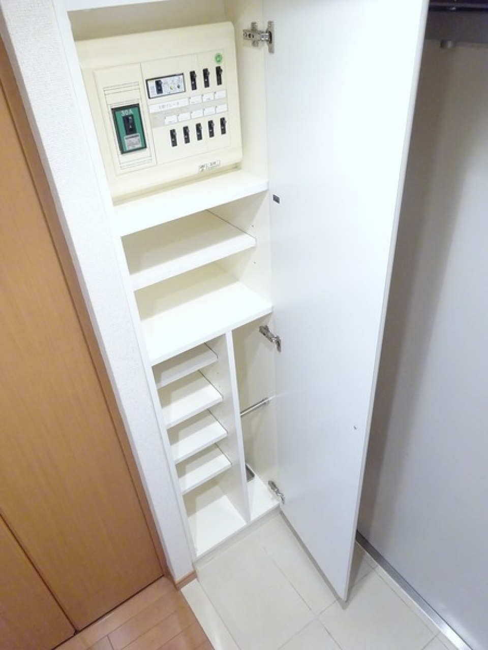 シューズボックスが付いています。