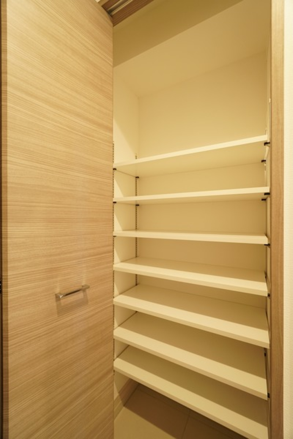 シューズボックス