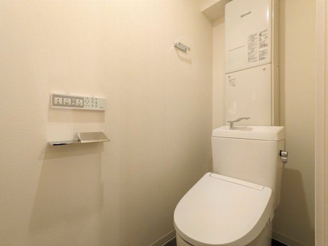 シンプルなトイレです。