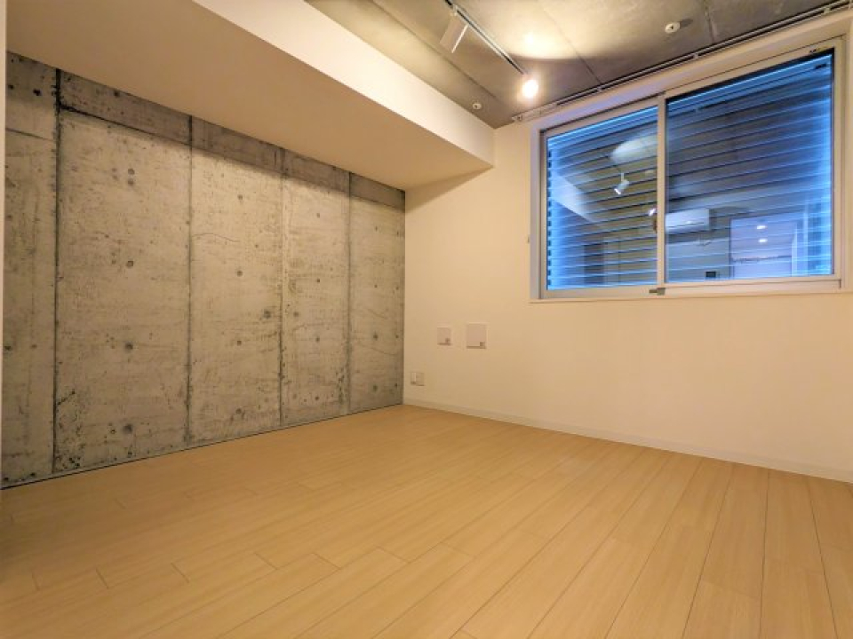 南東向きの洋室です。