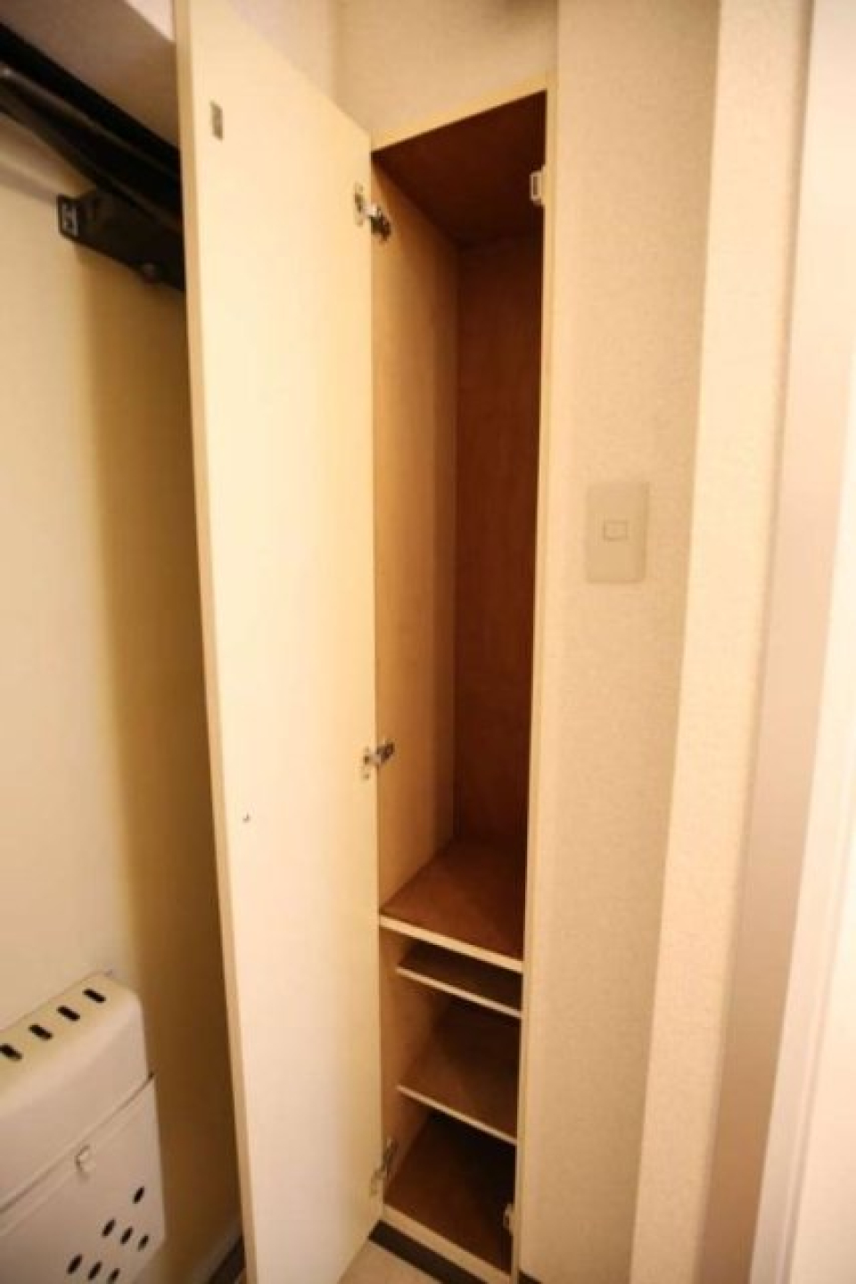 シューズBOXは縦長スタイル
。スタイリッシュです。