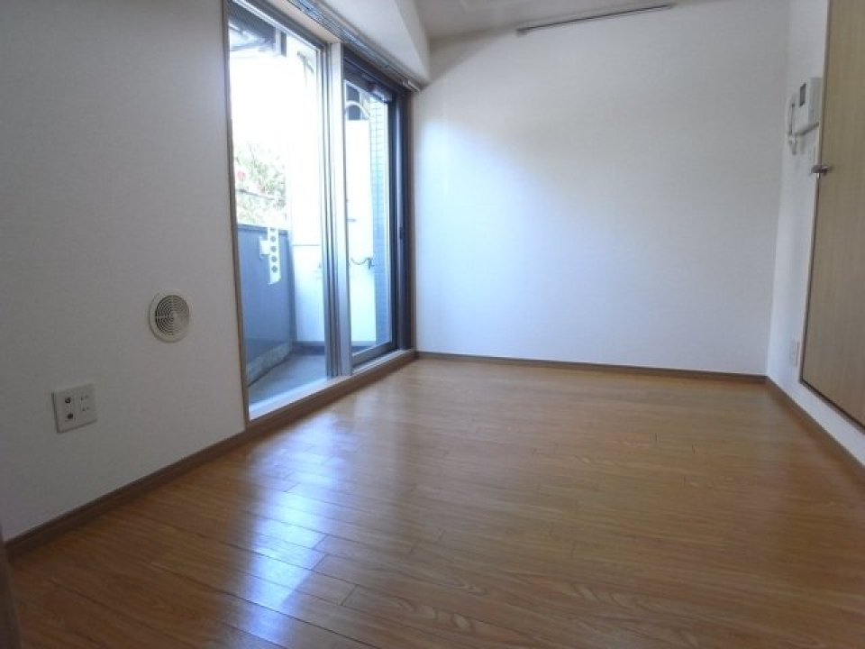 西武新宿線 下落合駅徒歩２分のお部屋です。