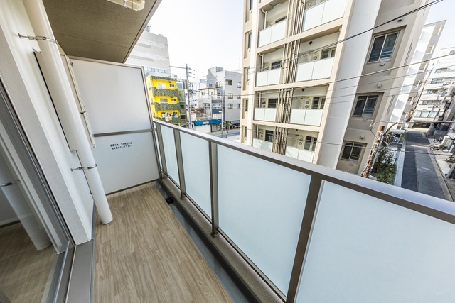バルコニーの様子です。
※写真は同タイプ住戸です。
