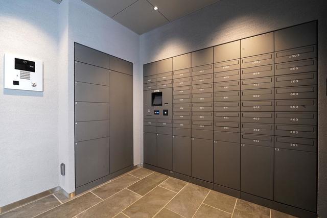 ポスト＆宅配ポスト。