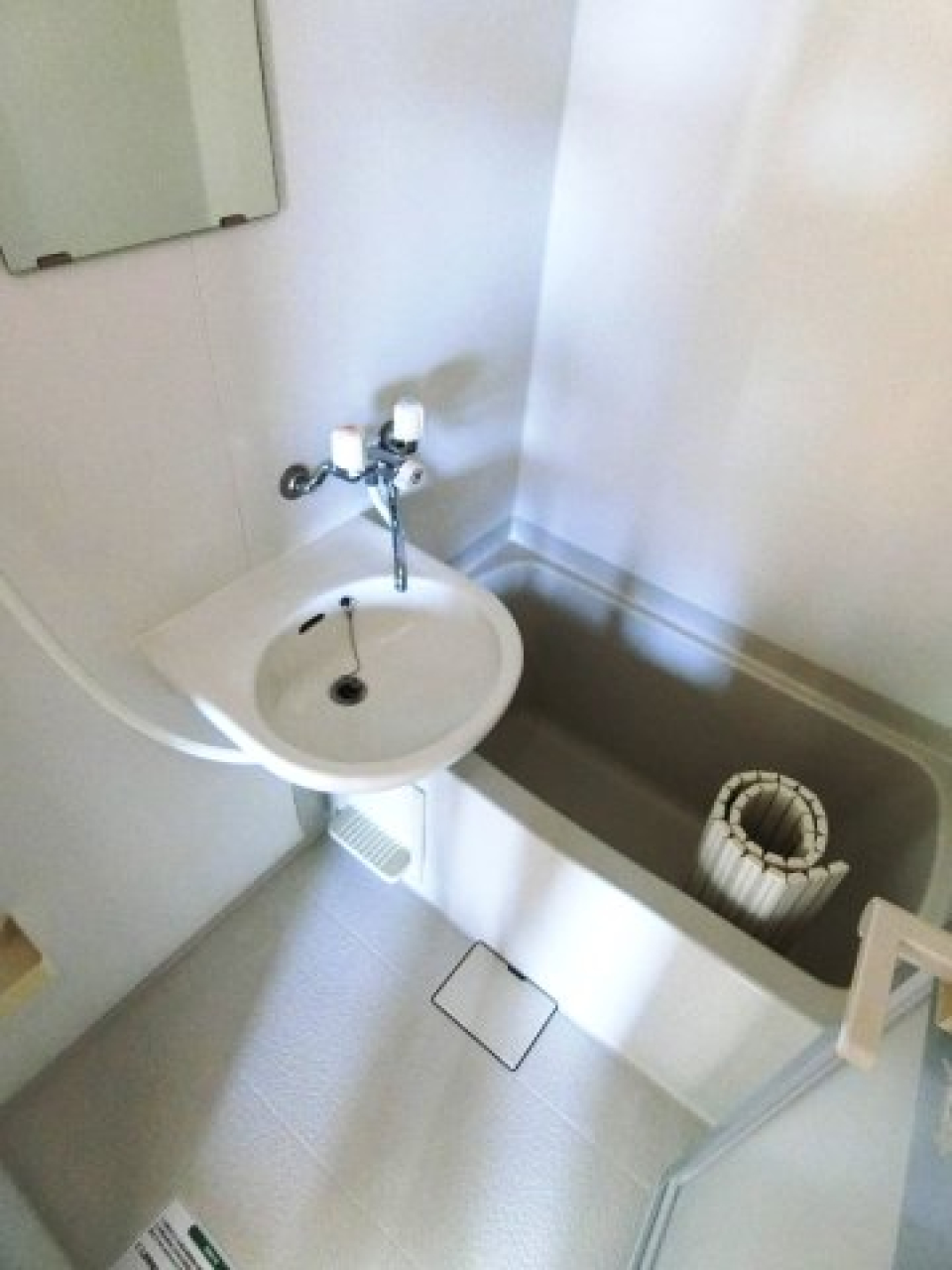 ユニットバスになります。