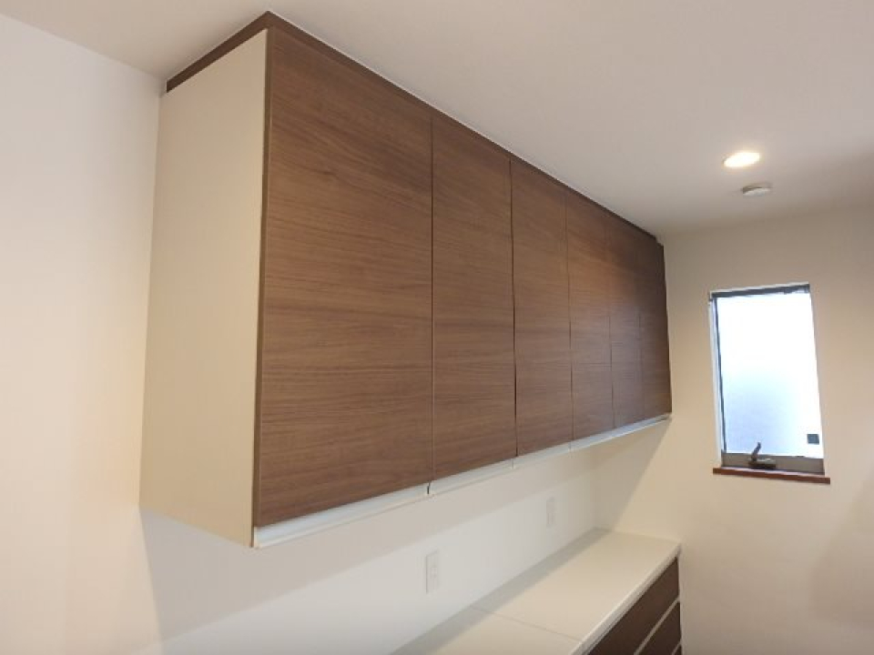 キッチンには収納がたくさんあります。お料理好きの方必見です！