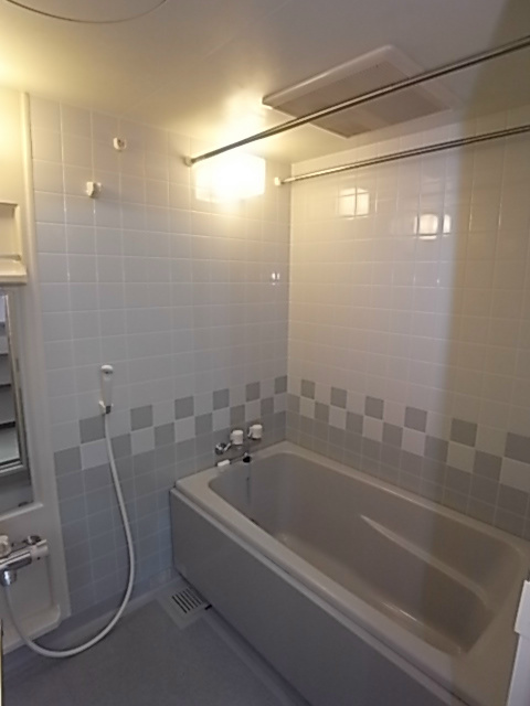 浴室
少しレトロ