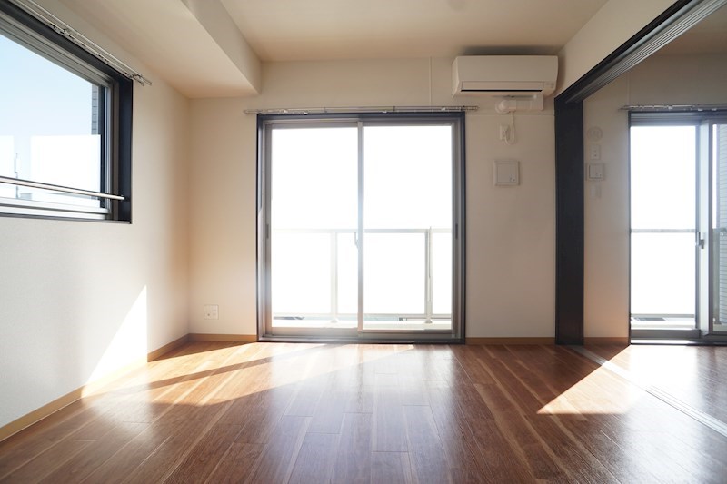 南面採光+最上階なので日当たり抜群