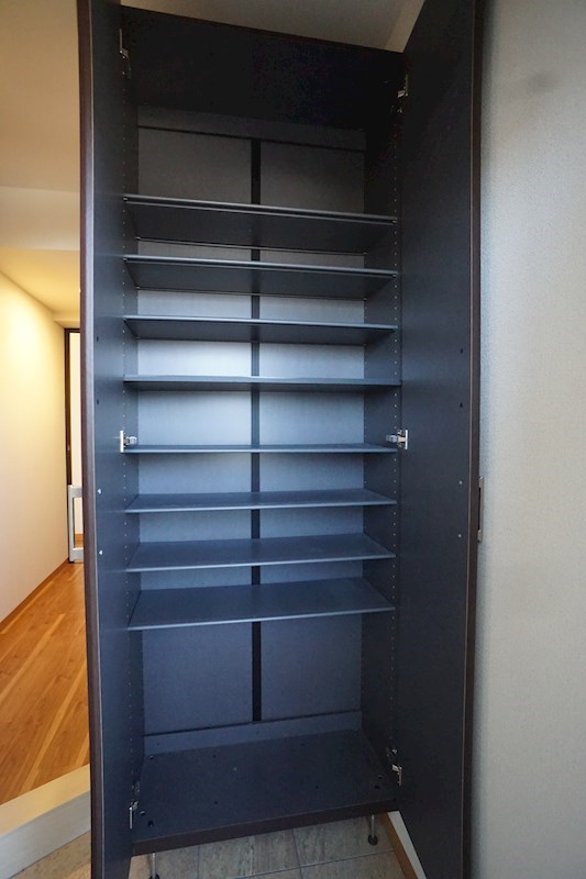 シューズボックス