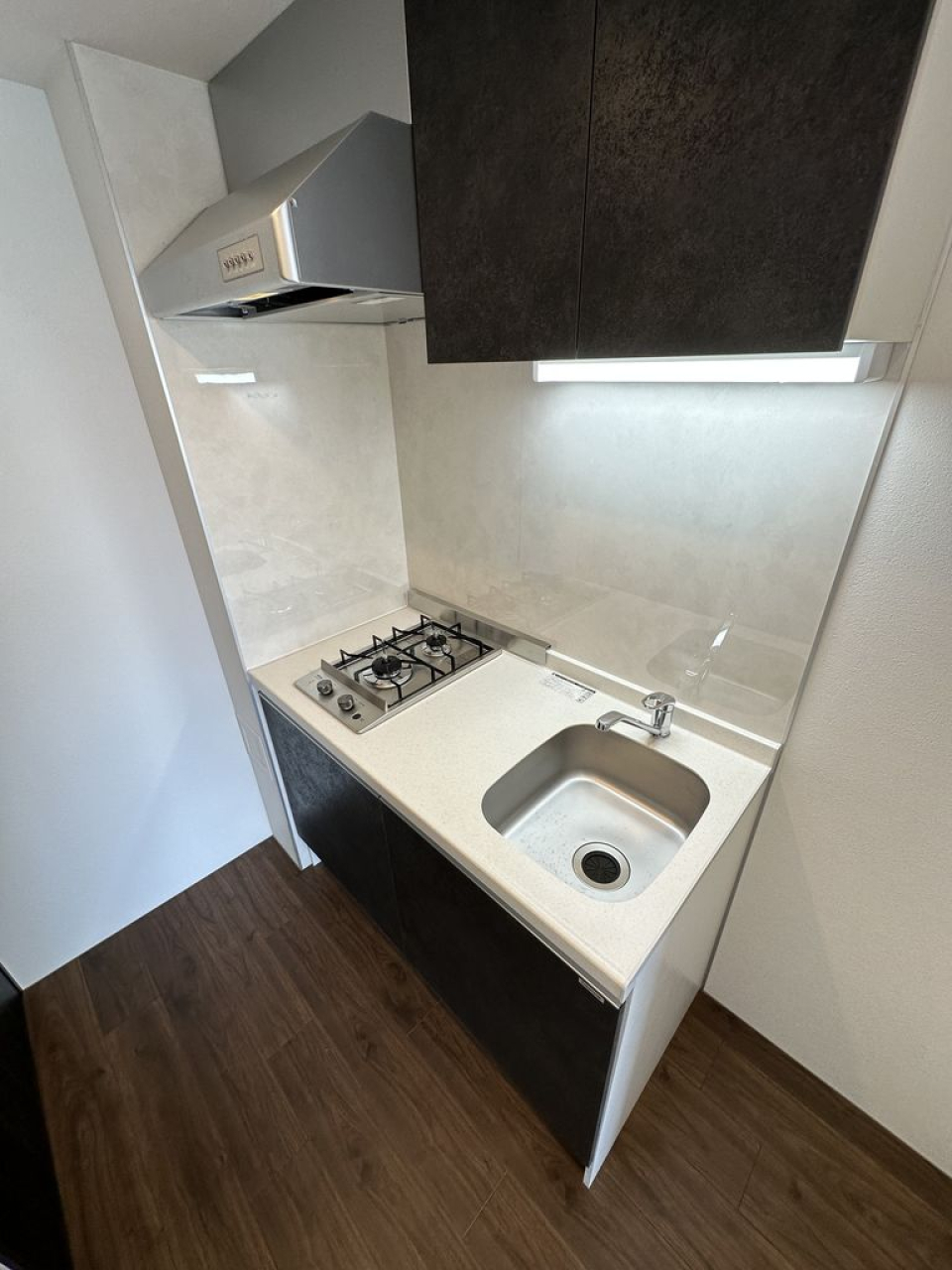 キッチン
2口のガスコンロ付きです。