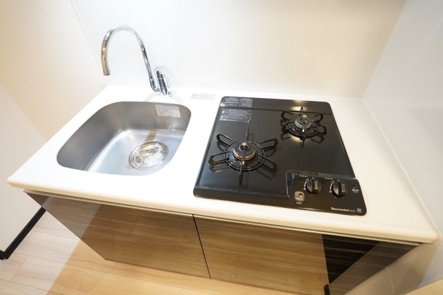 2口のガスコンロ付きです。