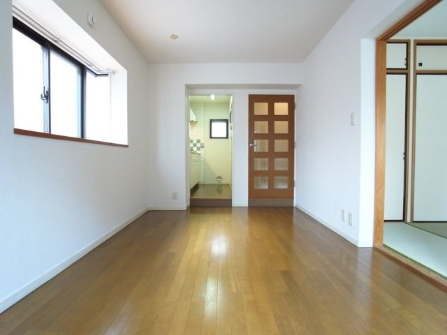 リビングダイニング。