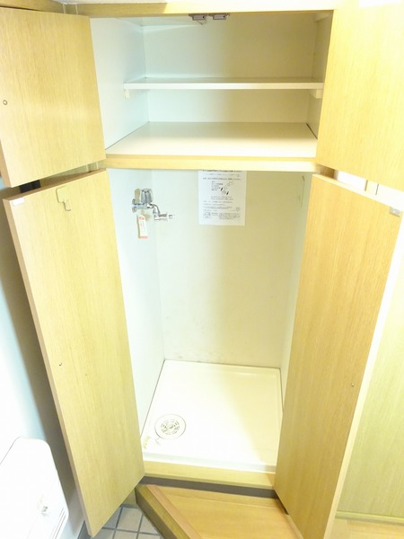 室内洗濯機置き場です。