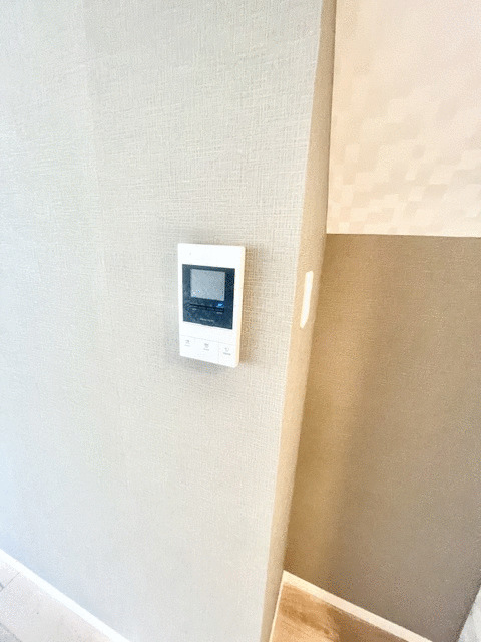 TVインターホン付きで安心です。