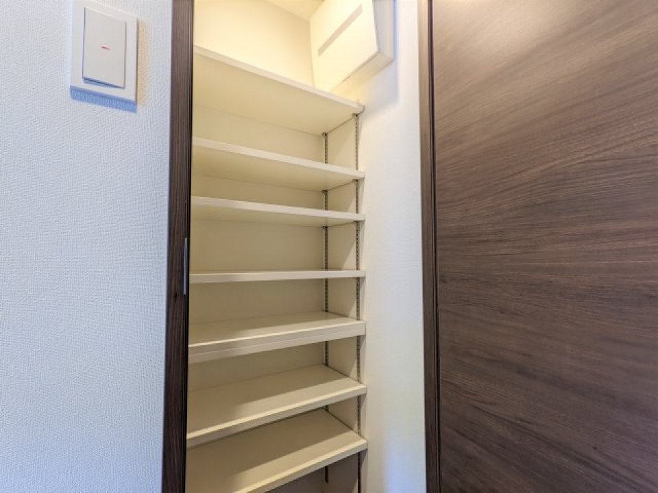 シューズＢＯＸは、たっぷりはいりそうです。